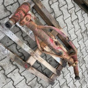 Mc Cormick DGD4 Vorderachse