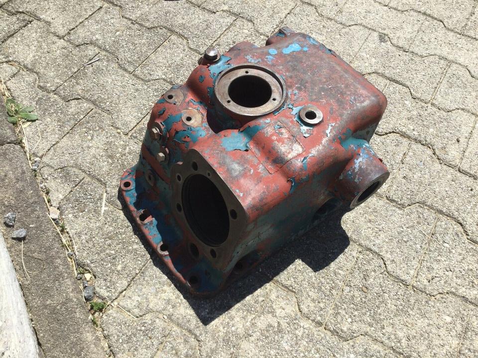 Hanomag Perfekt 400 Krafthebergehäuse – Bild 3