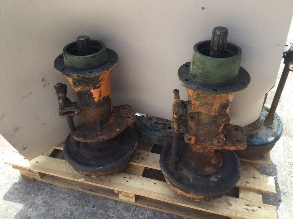 Fendt Dieselross F24 Achstrichter