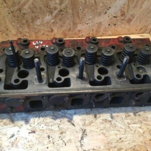 Mc Cormick 624 Zylinderkopf