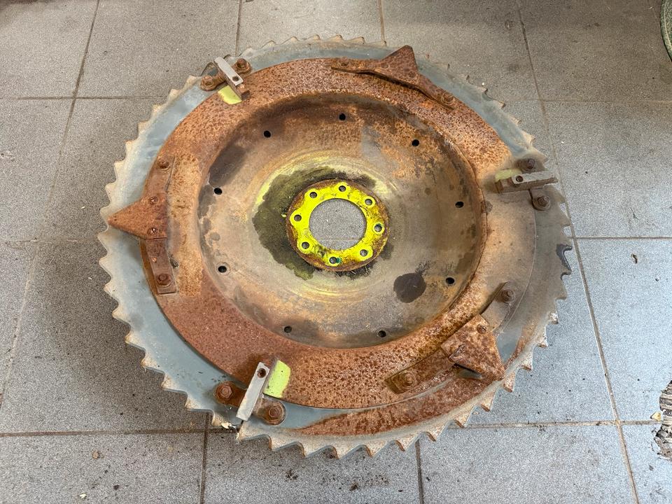 Claas Jaguar Orbis 450 750 900 Messerscheibe klein linksdrehend – Bild 2